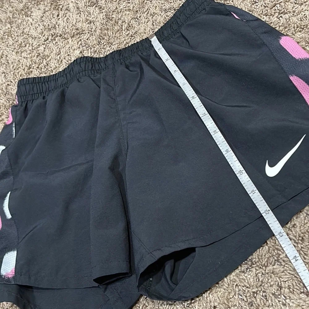 Nike Black Athletic Shorts Girls Size XL